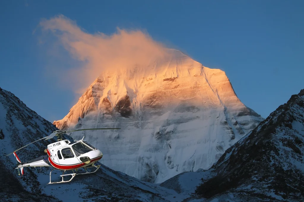 Helicopter Ride From Kathmandu to Lukla - 40 min with Tour of Nepal